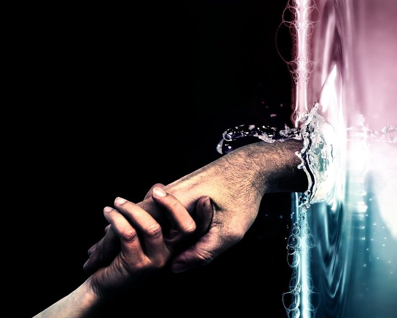 Hands Holding Underwater — Black