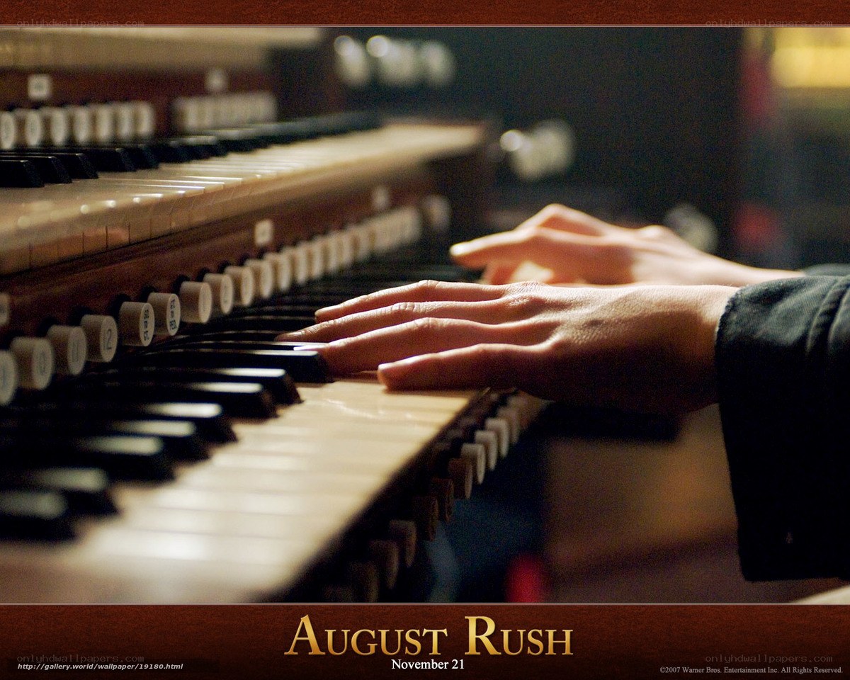 Hands on organ keys