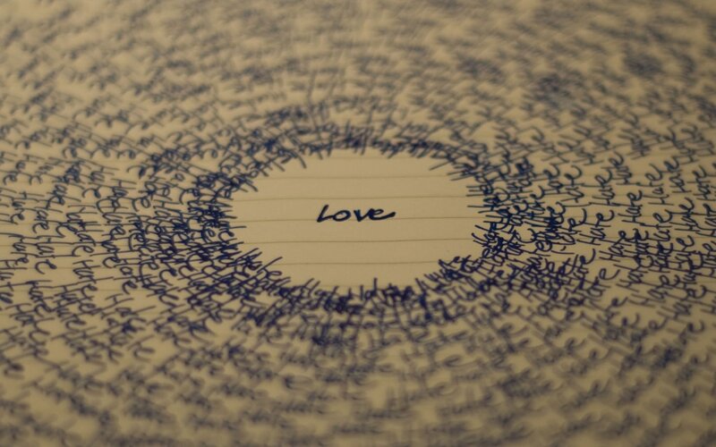 Handwritten Word Love — Blue