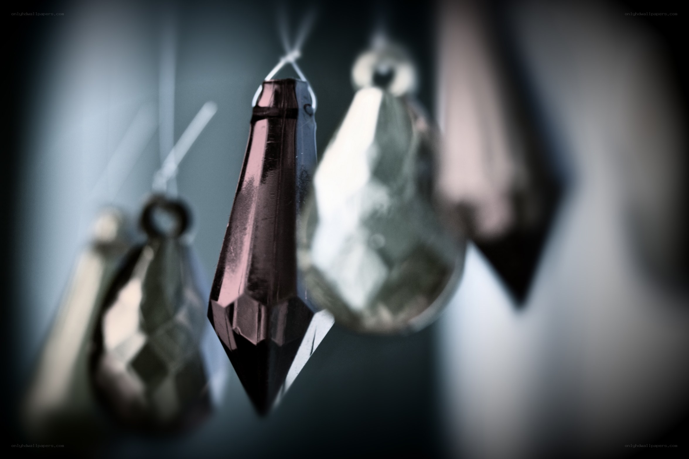 hanging crystal ornaments