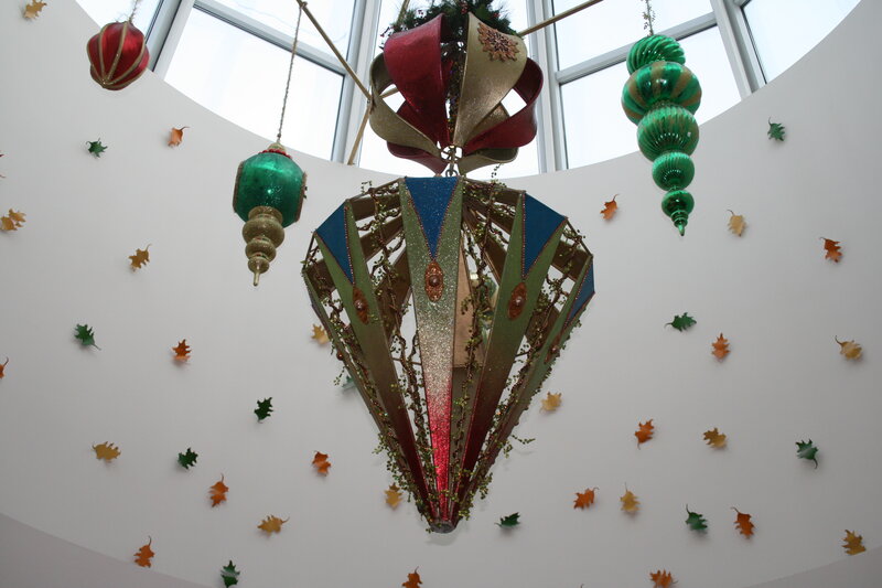 Hanging Holiday Ornaments — Green, Festive