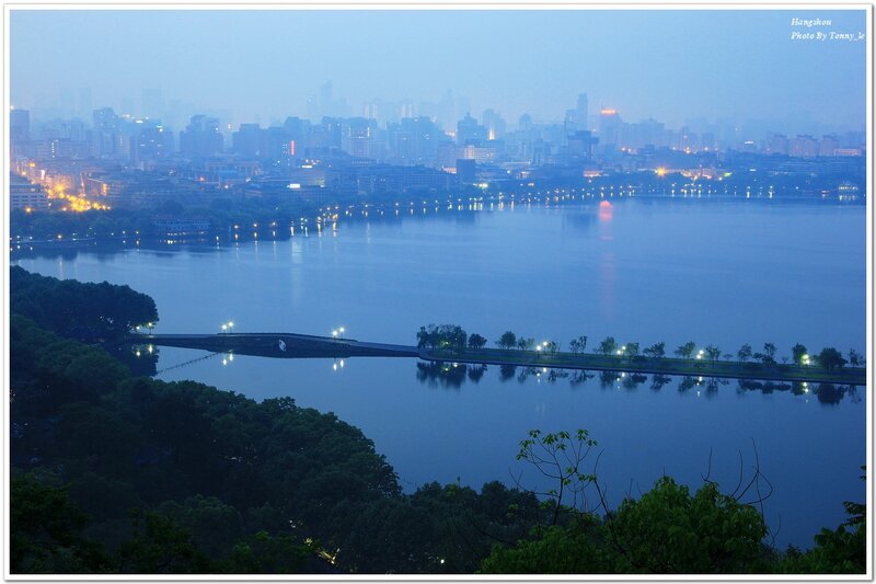 Hangzhou cityscape at dusk