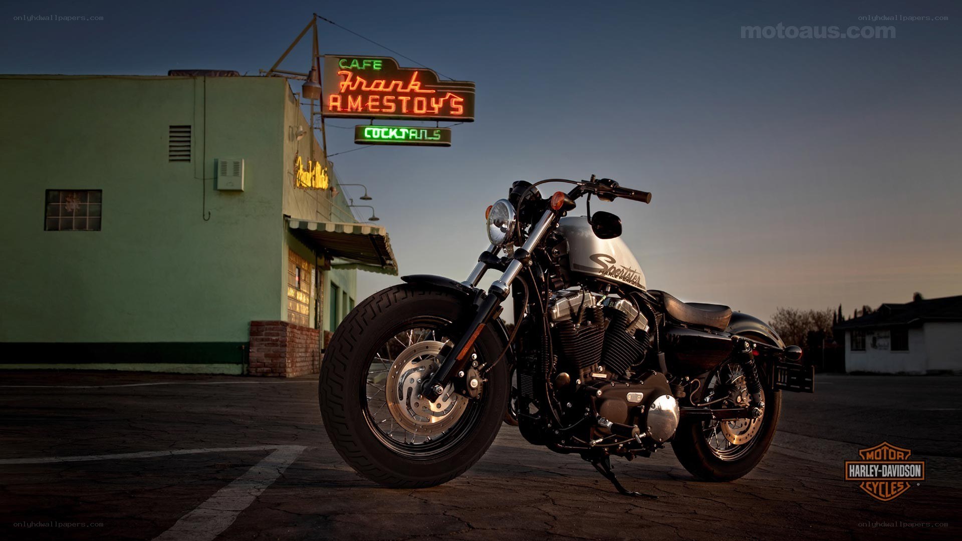 Harley-Davidson motorcycle at cafe