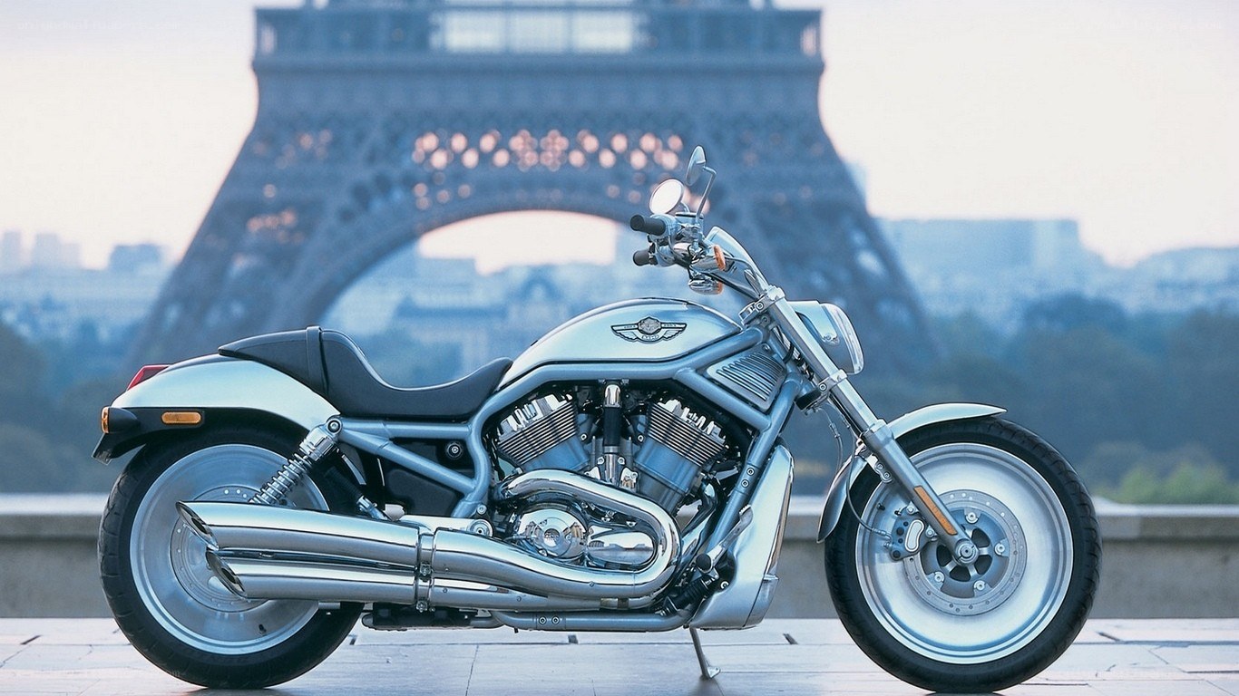 Harley-Davidson motorcycle in Paris