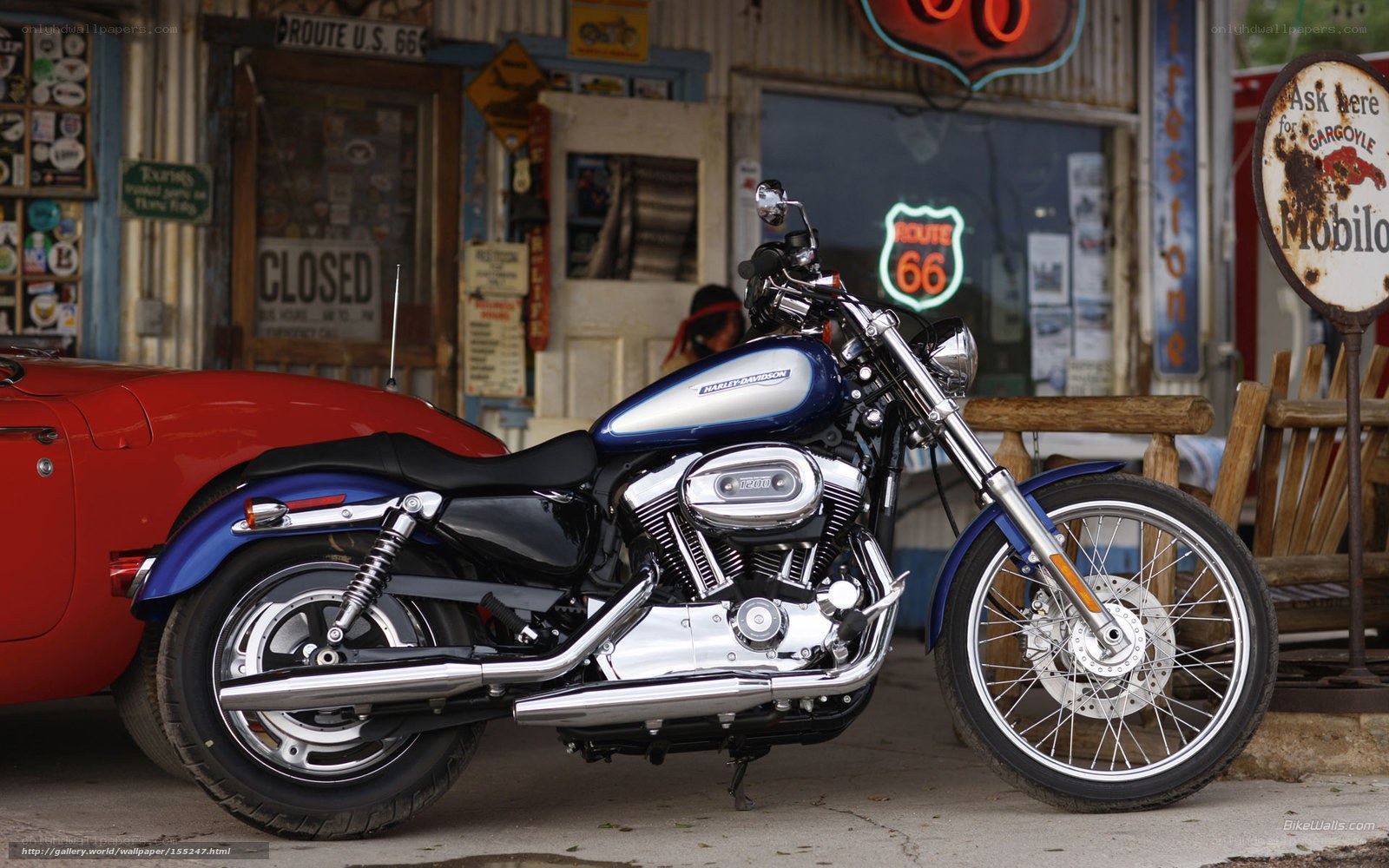 Harley-Davidson motorcycle on Route 66