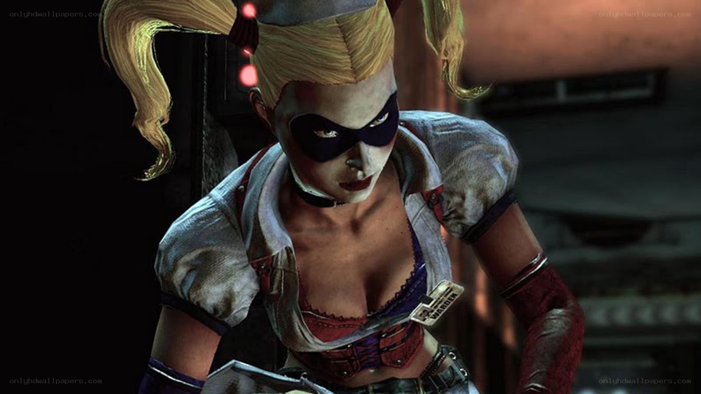 Harley Quinn in costume