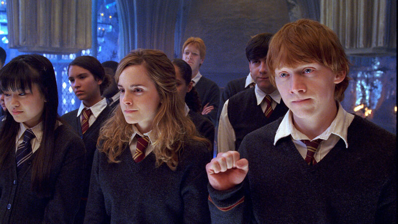 Harry Potter and friends in a hall