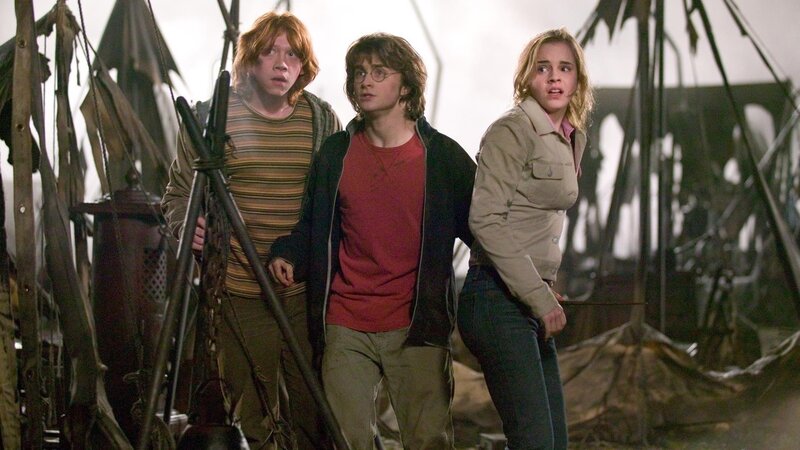 Harry Potter and friends in a tent