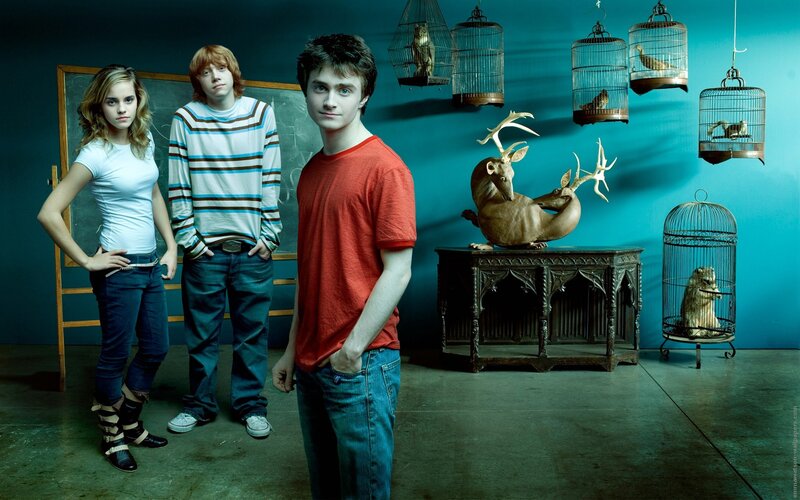 Harry Potter and friends in classroom