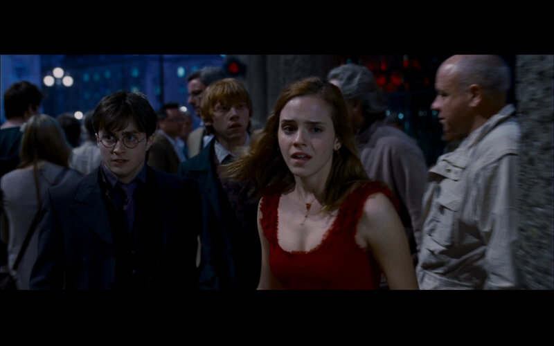 Harry Potter and friends in crowd