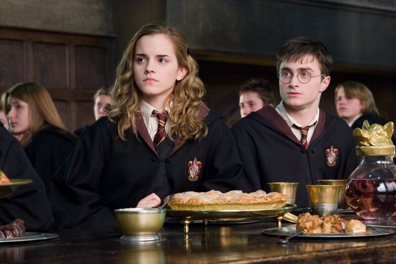 Harry Potter and Hermione at Hogwarts
