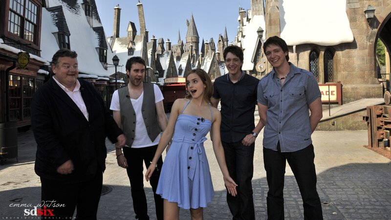 Harry Potter cast at Universal Studios