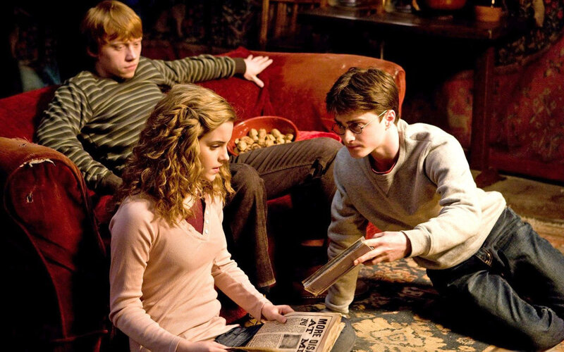 Harry Potter reading with friends