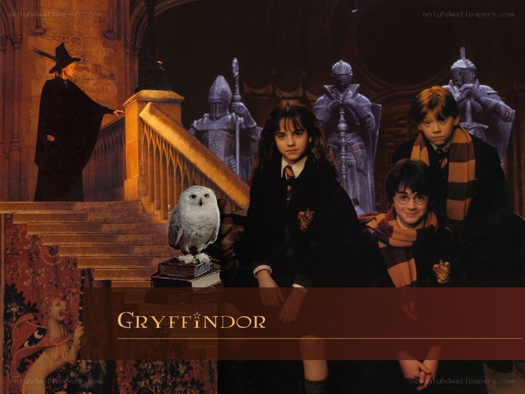 Harry Potter trio in Gryffindor