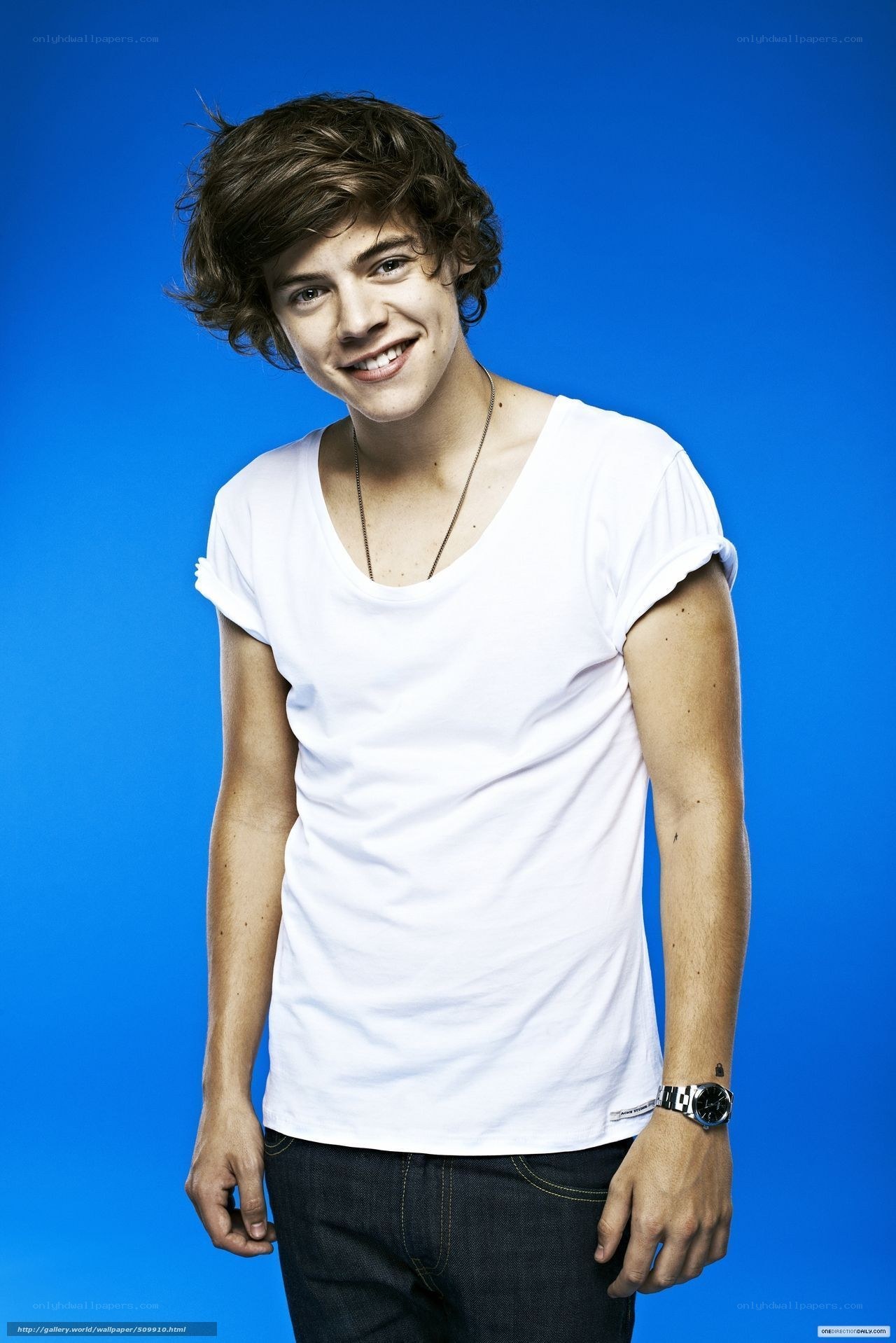 Harry Styles in white t-shirt