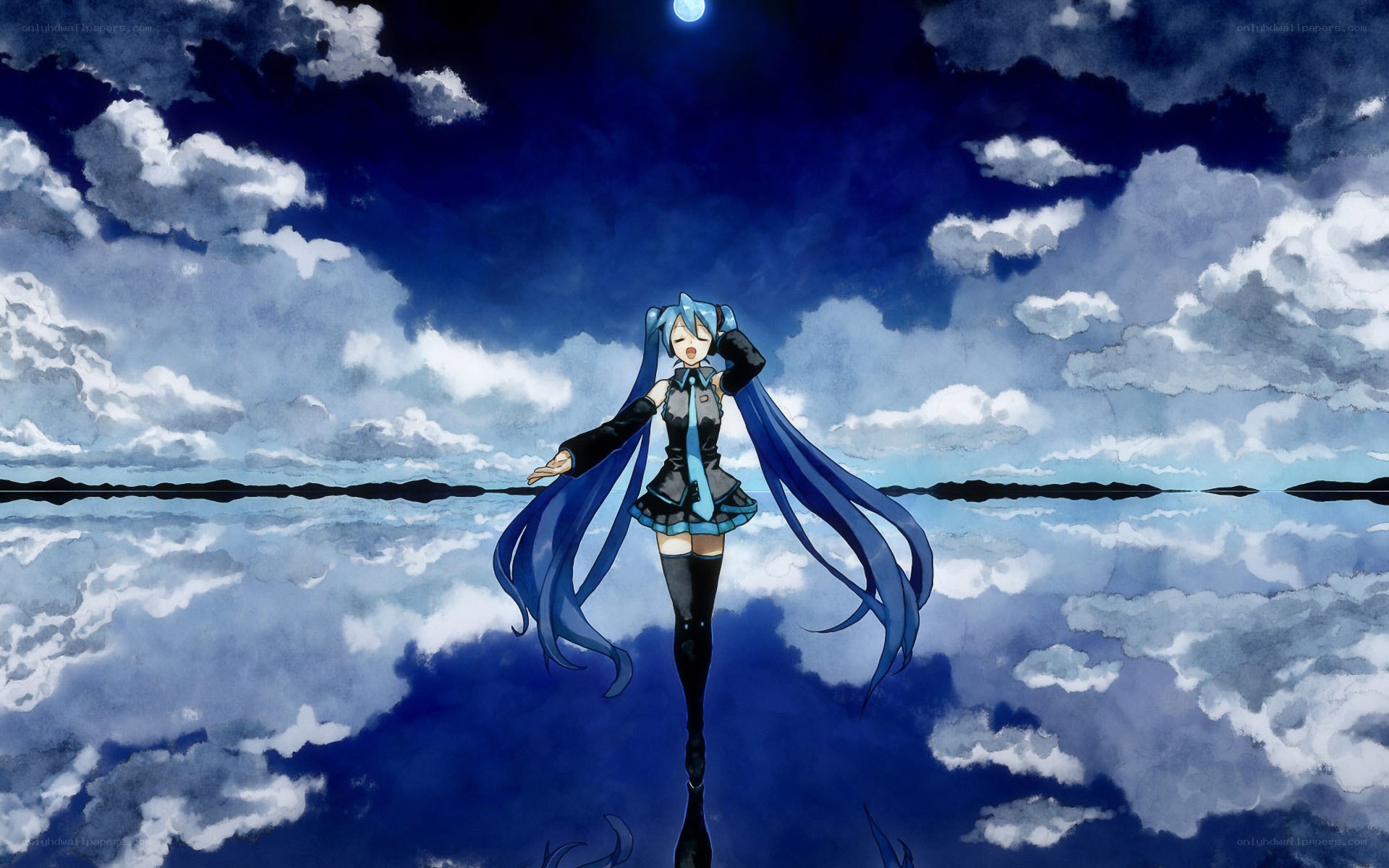 Hatsune Miku under the moon
