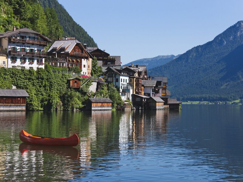 Haus Gmunden by the lake