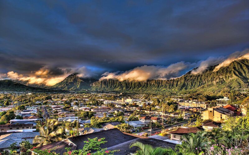 Hawaii mountain town landscape