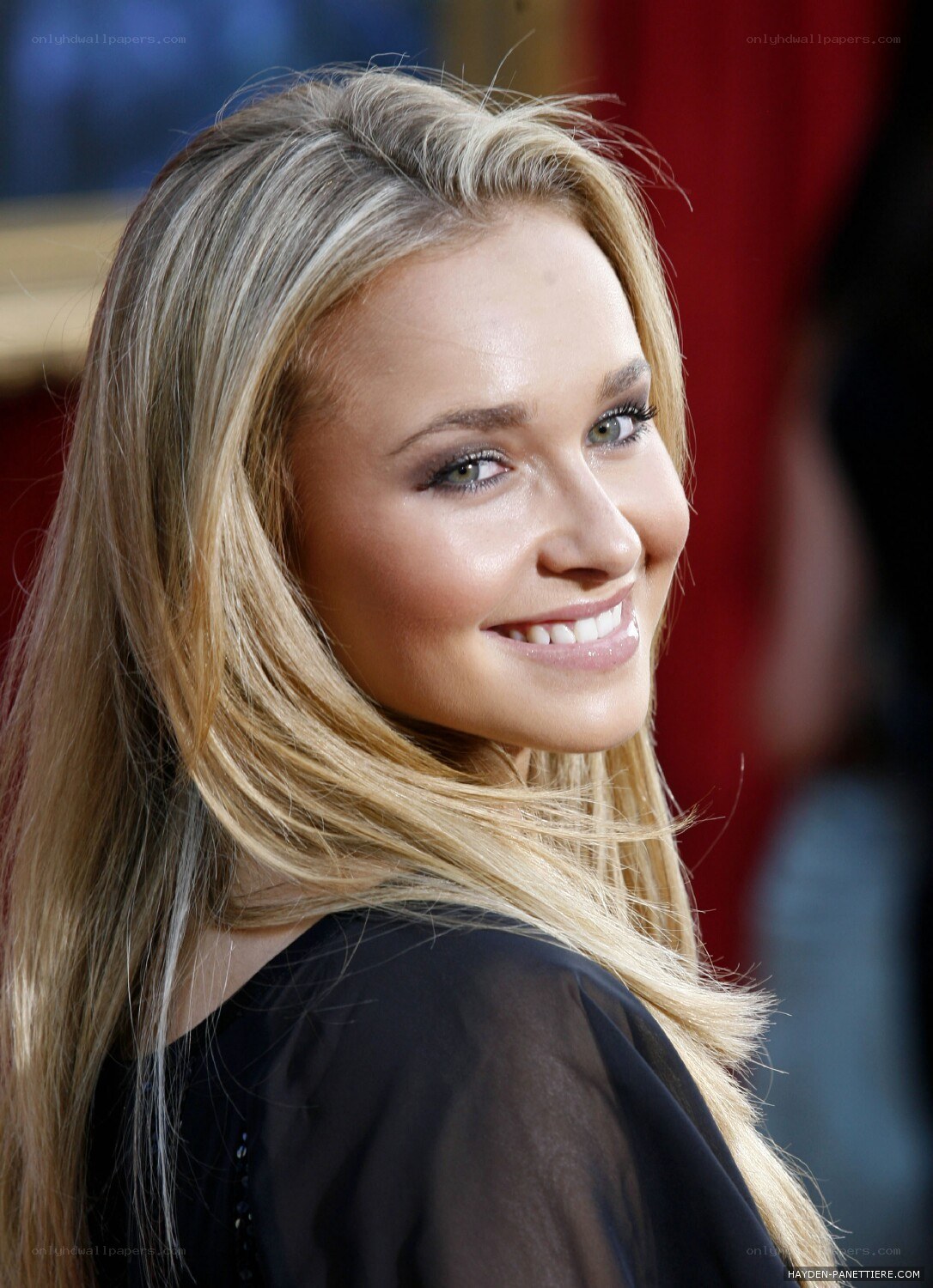 Hayden Panettiere at event