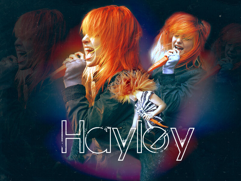 Hayley Williams performing