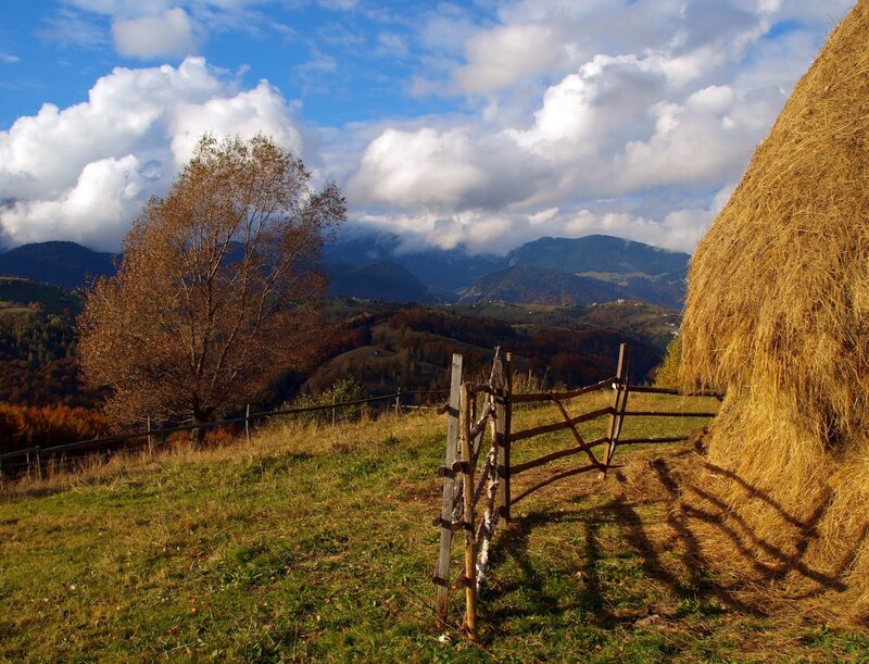 Haystack in Mountain Valley — Blue