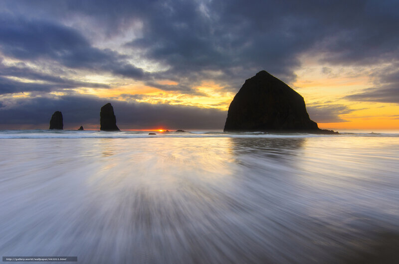 Haystack Rock at Sunset — Yellow