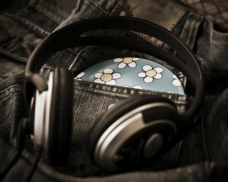 headphones in jeans pocket