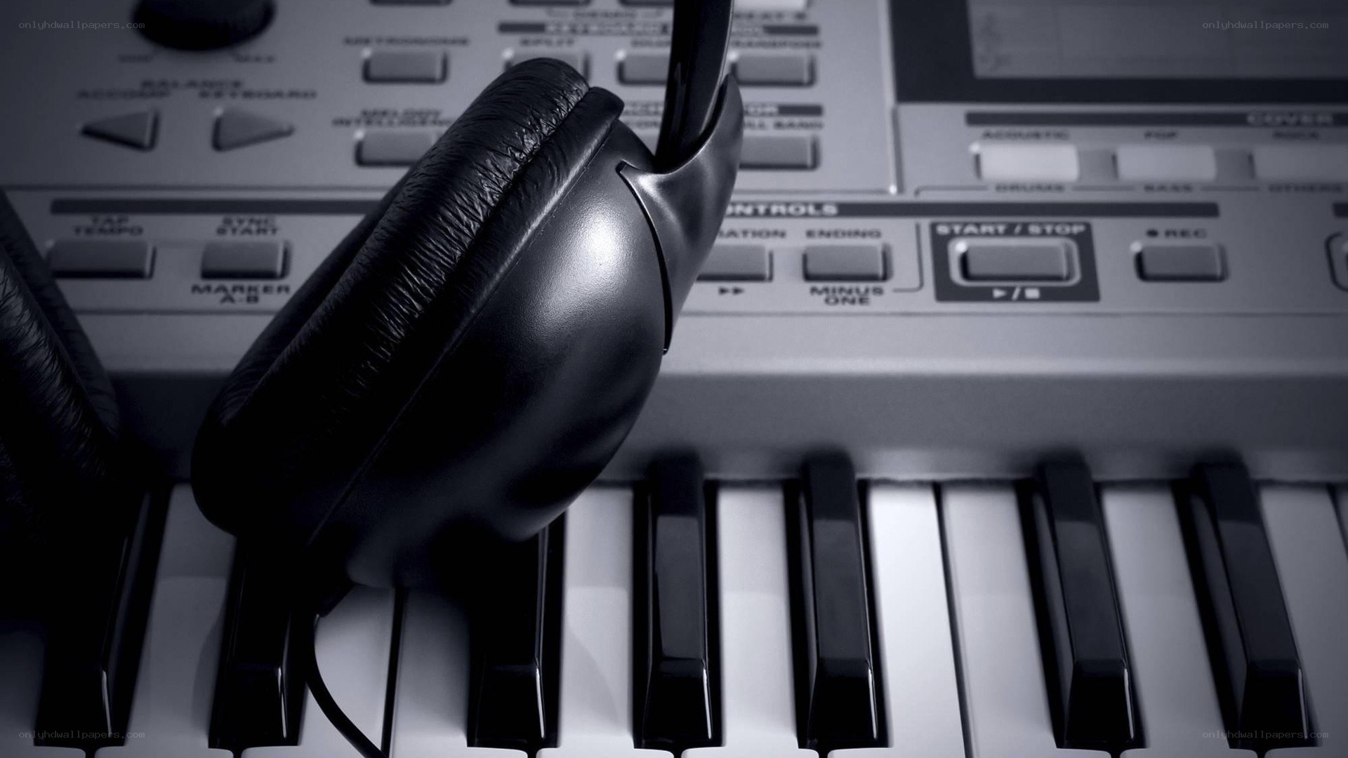 headphones on keyboard