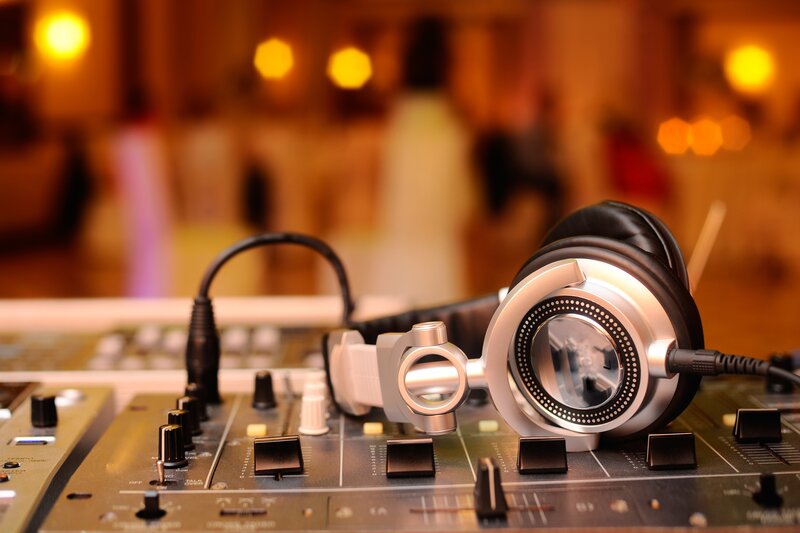 Headphones on Mixer — Black