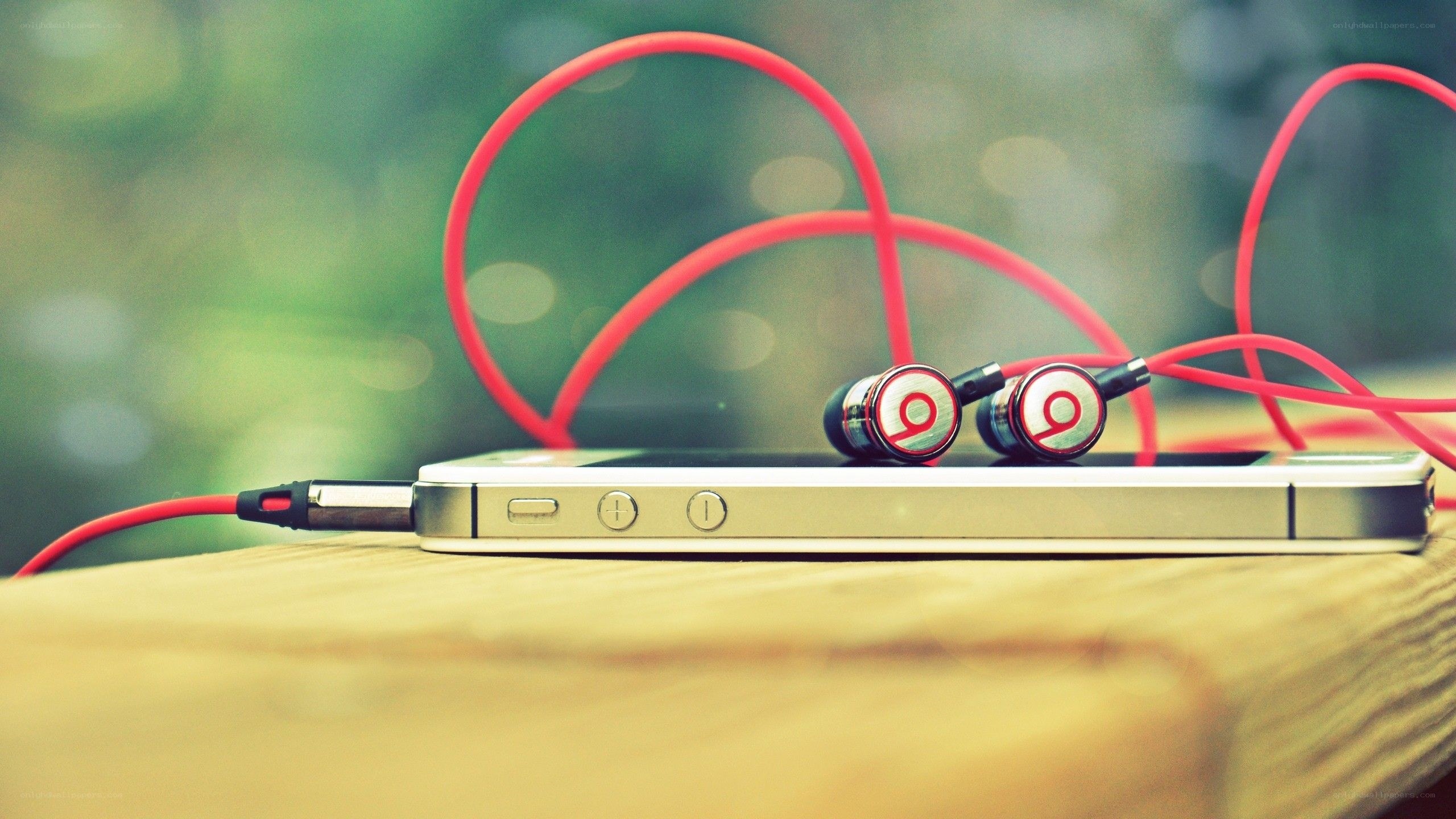 Headphones on smartphone