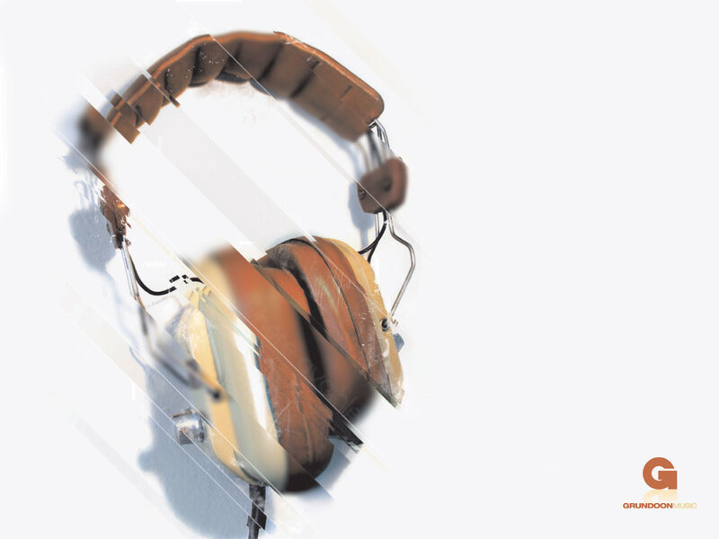 headphones with motion effect