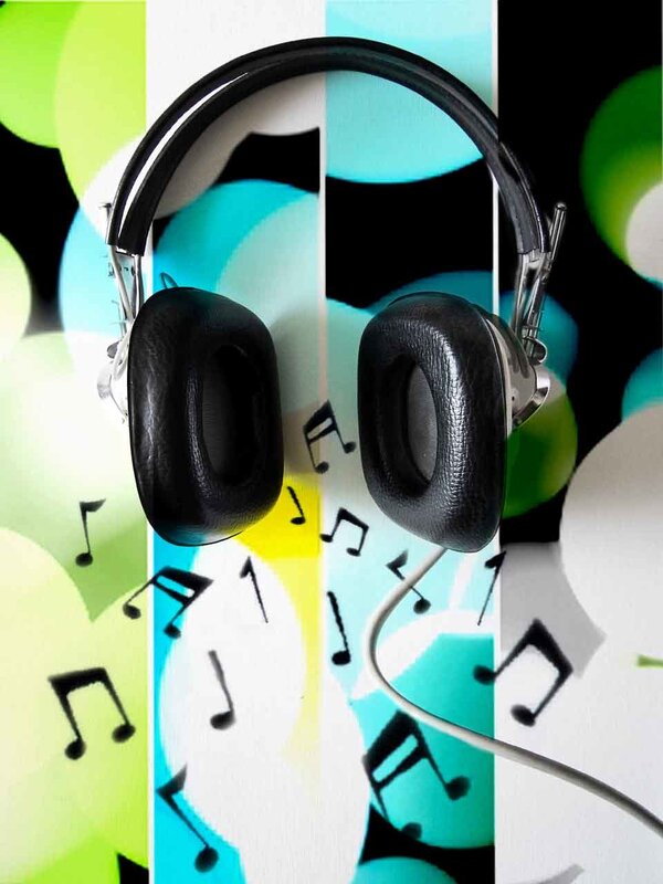 headphones with music notes