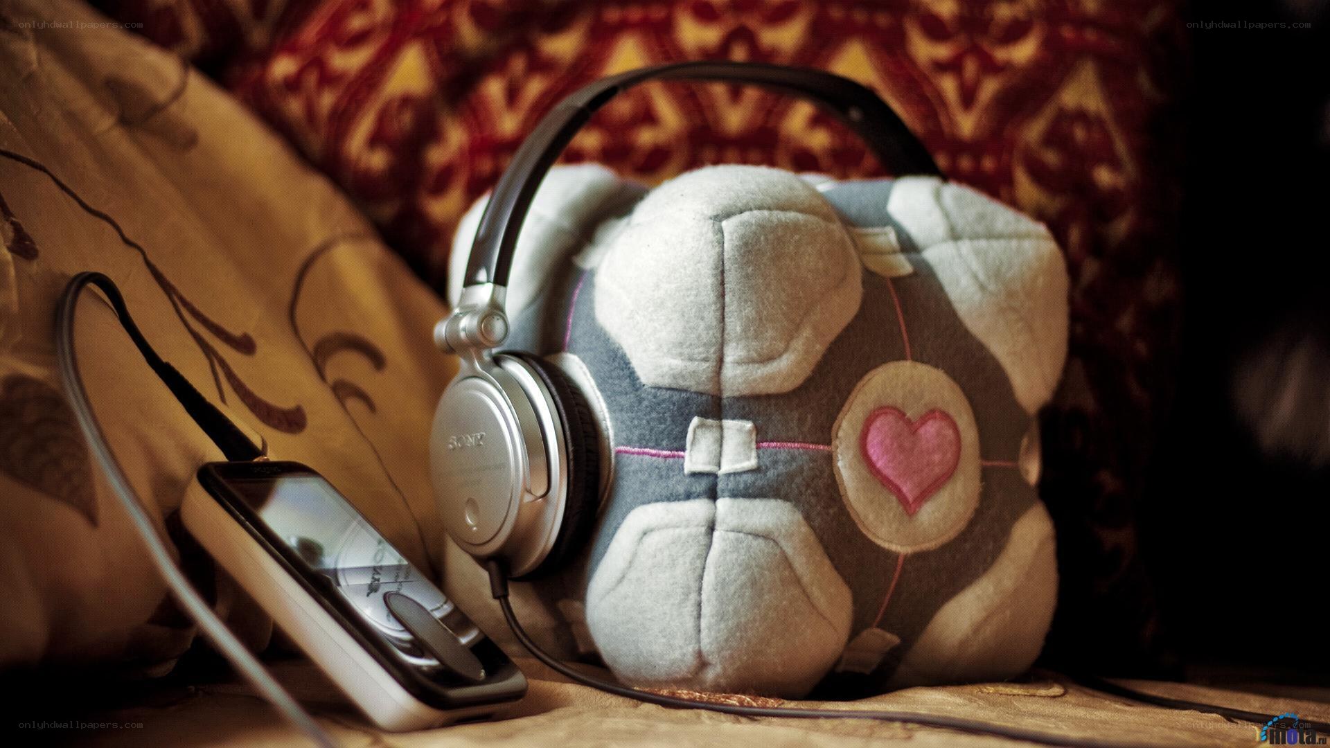 headphones with plush toy
