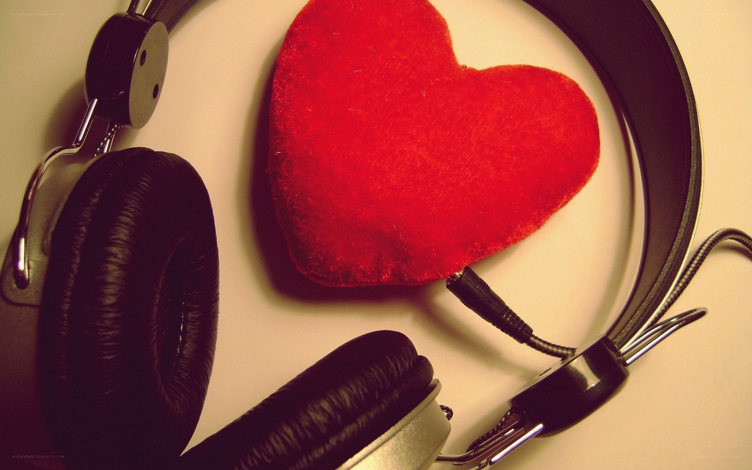 headphones with red heart