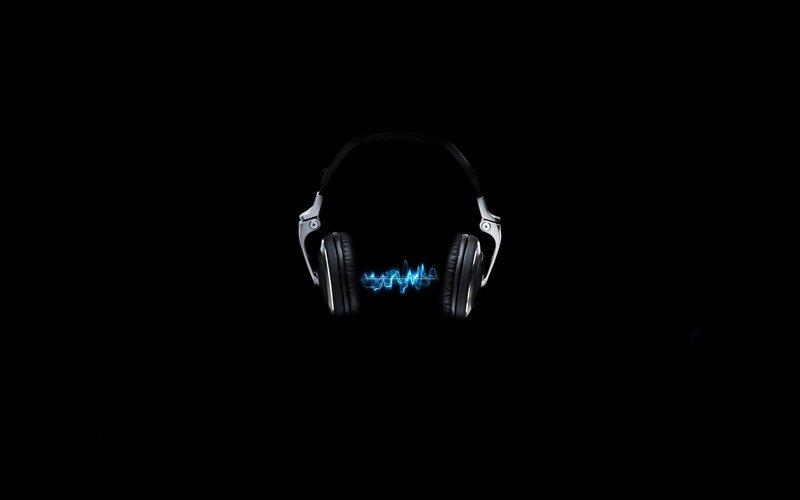headphones with sound wave