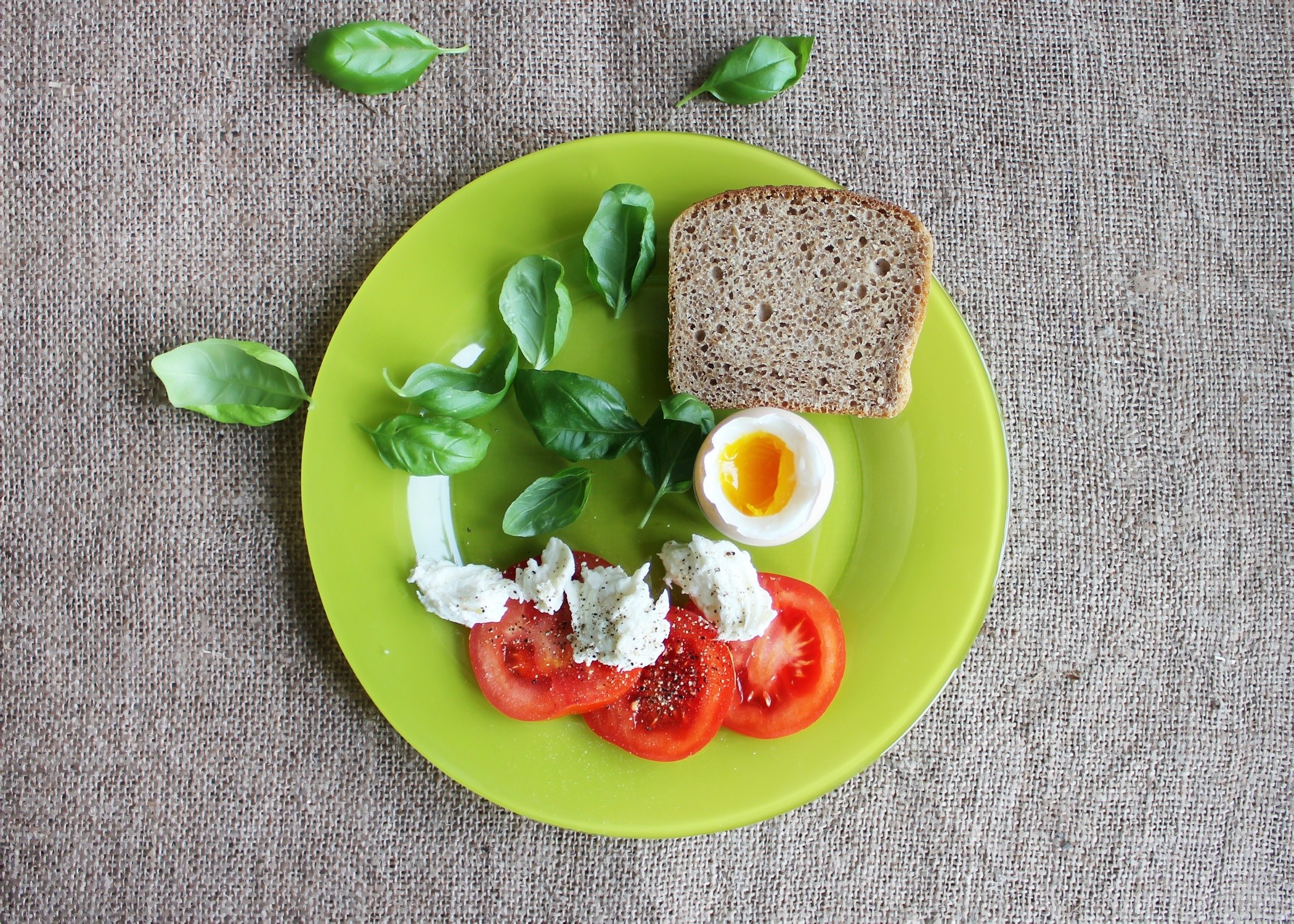Healthy breakfast plate