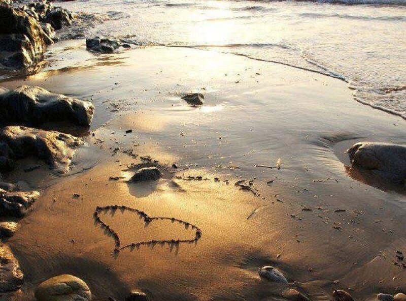 Heart Drawn in Sand — Gold, Serene