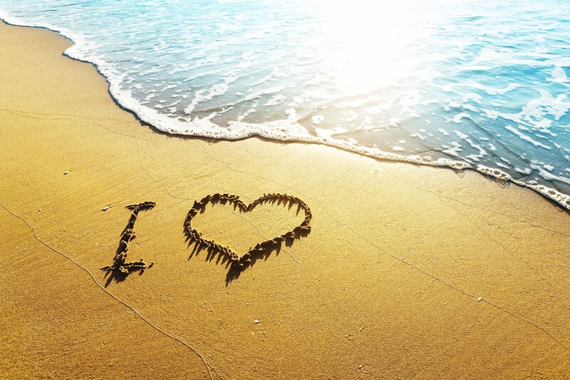 Heart Drawn in Sand — Gold