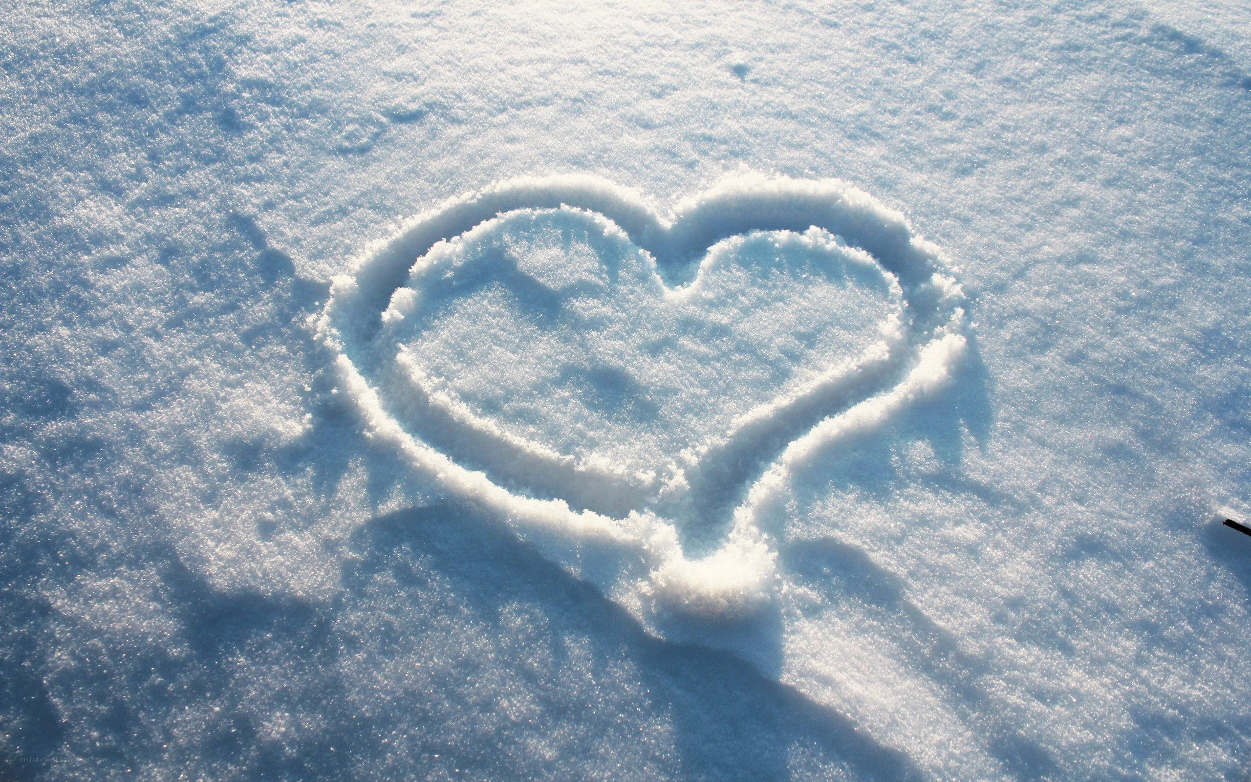 Heart drawn in the snow