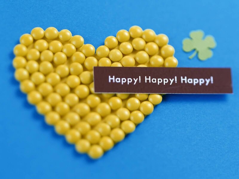 Heart of yellow pills