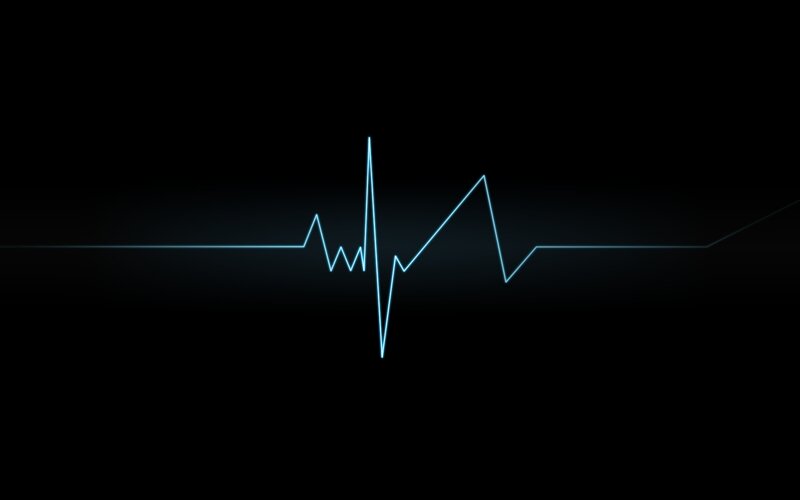 Heart Rate Monitor Line — Black, Calm, Minimalist