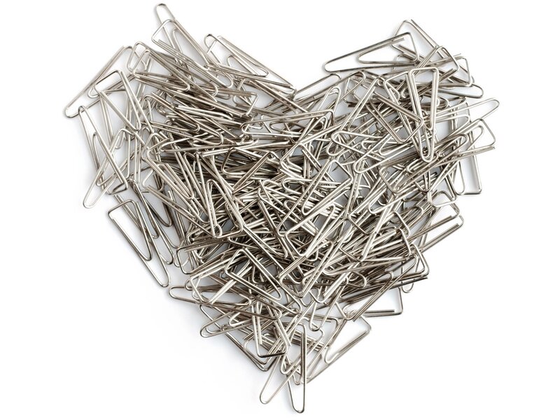 heart shape from paper clips
