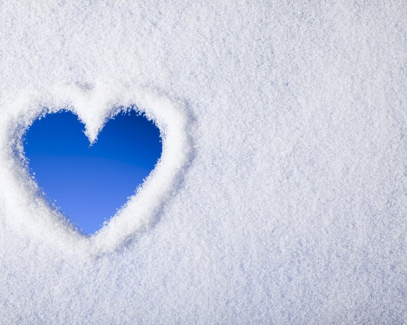 Heart Shape in Snow — White, Calm, Winter