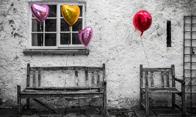 Heart-shaped Balloons — Red, Melancholic