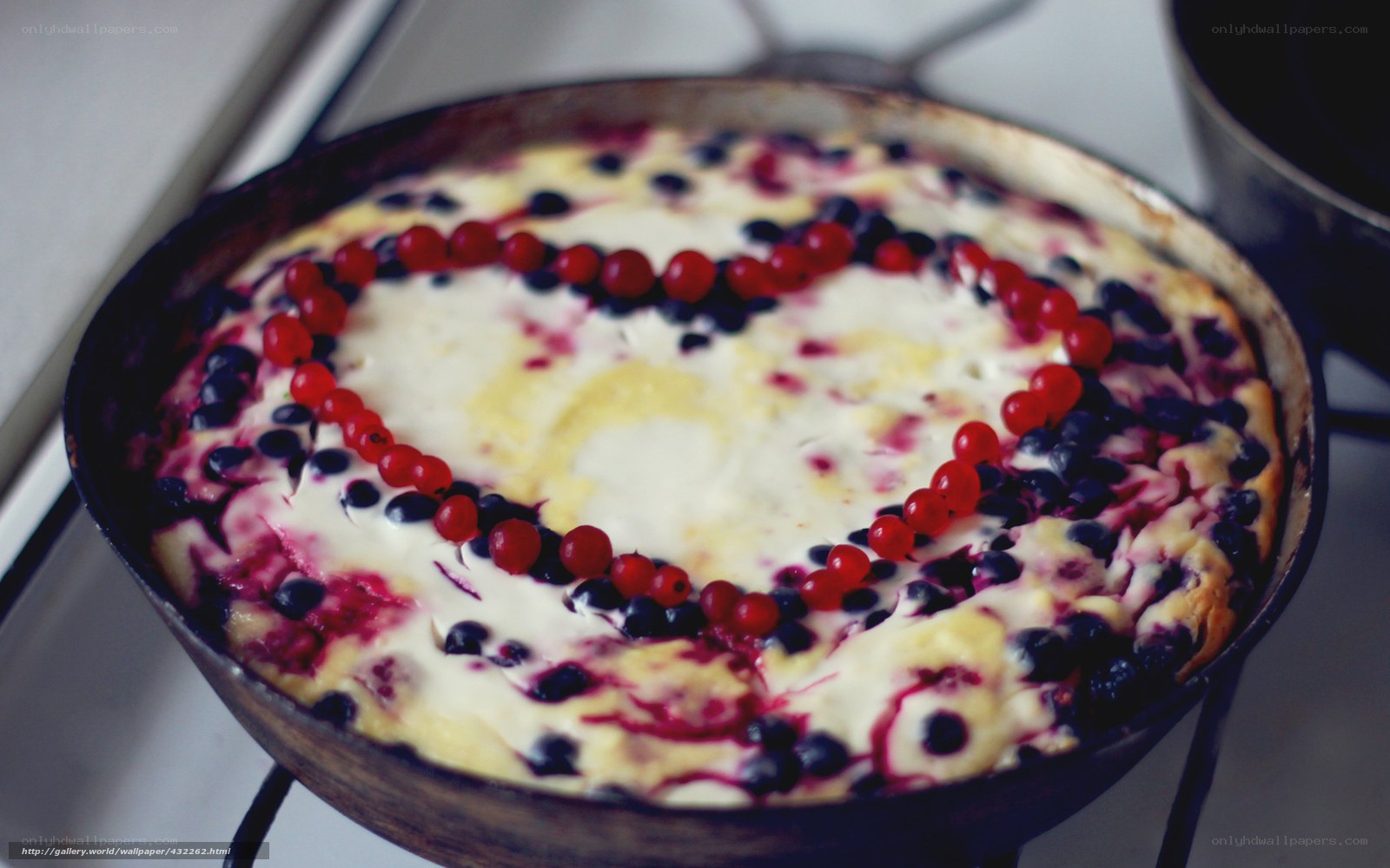 heart-shaped berry tart
