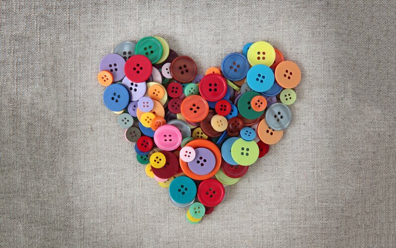 Heart-shaped Button Arrangement — Multicolor