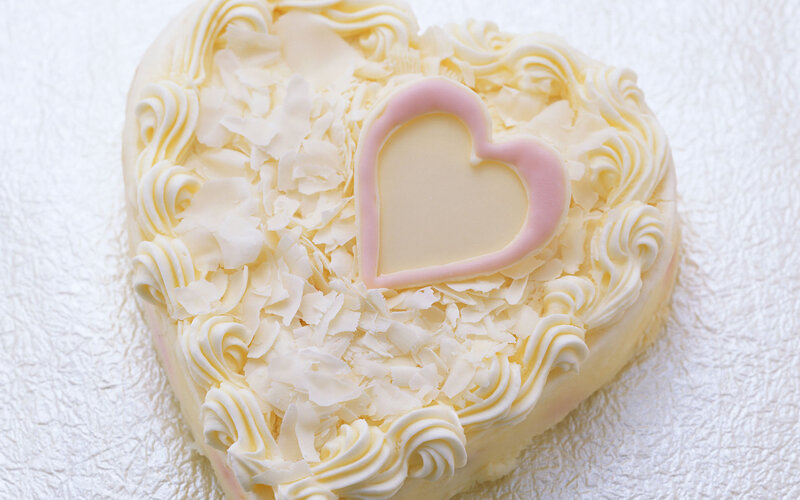 Heart-shaped Cake — White, Sweet, Photograph, Icing