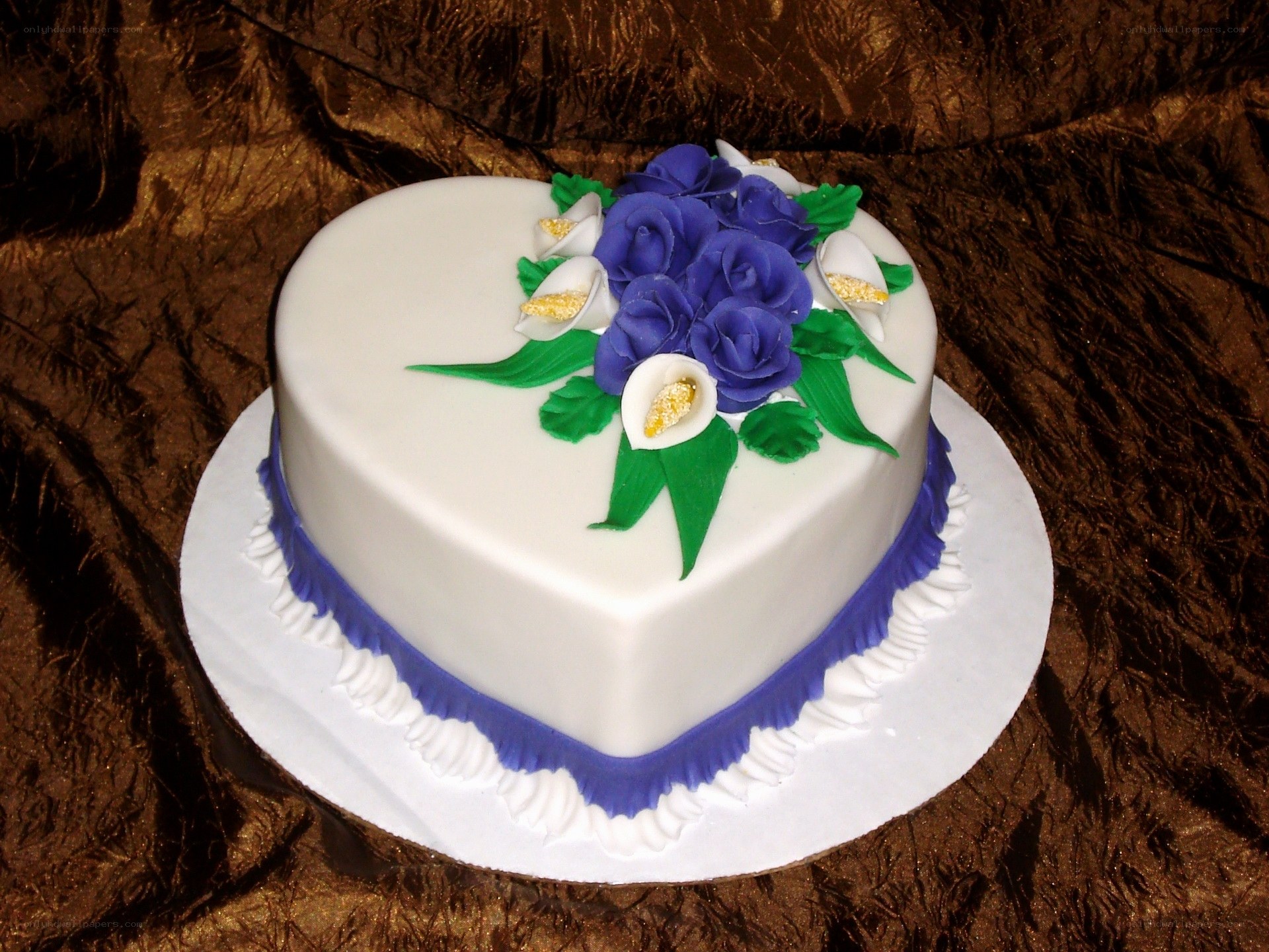 heart-shaped cake with flowers