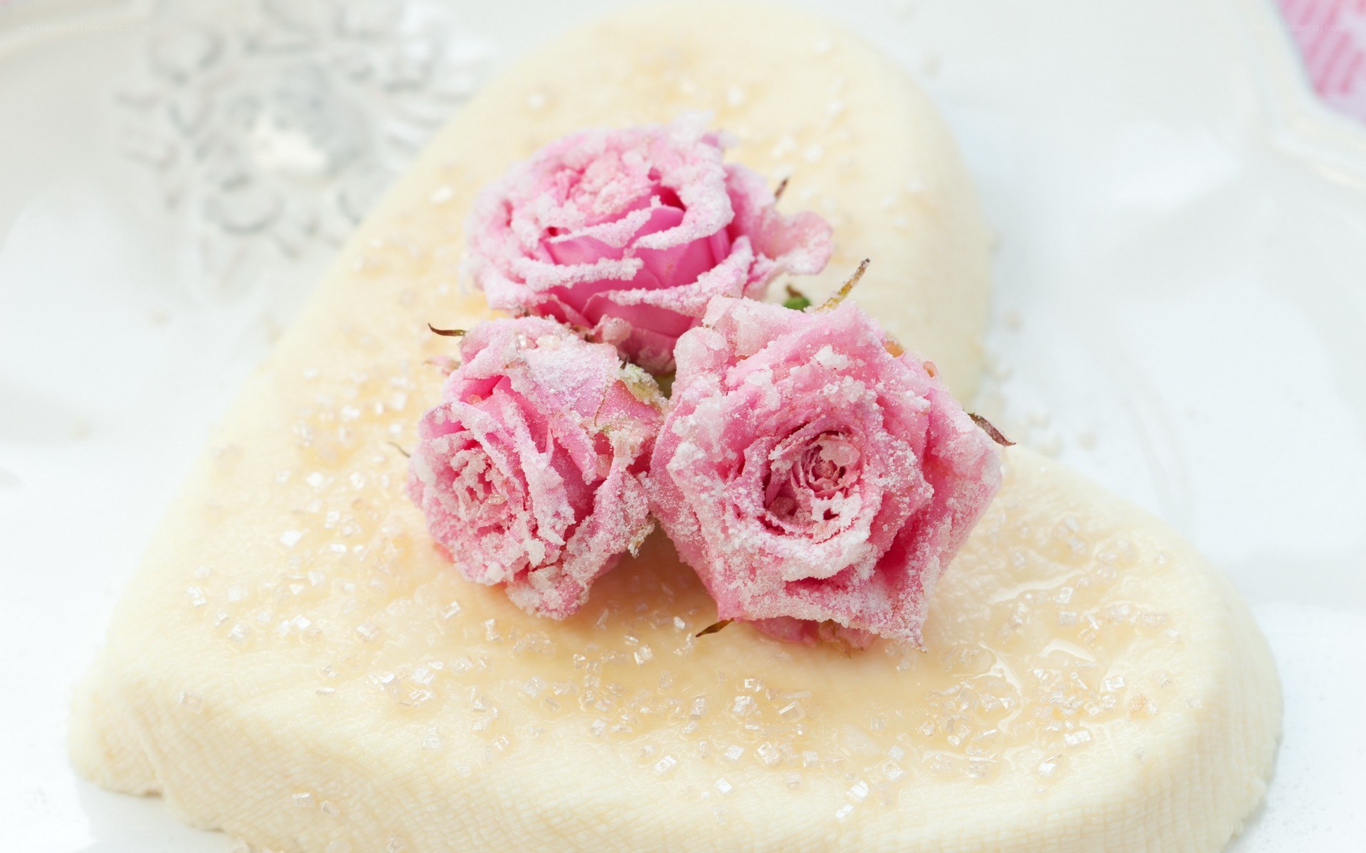 heart-shaped cake with roses