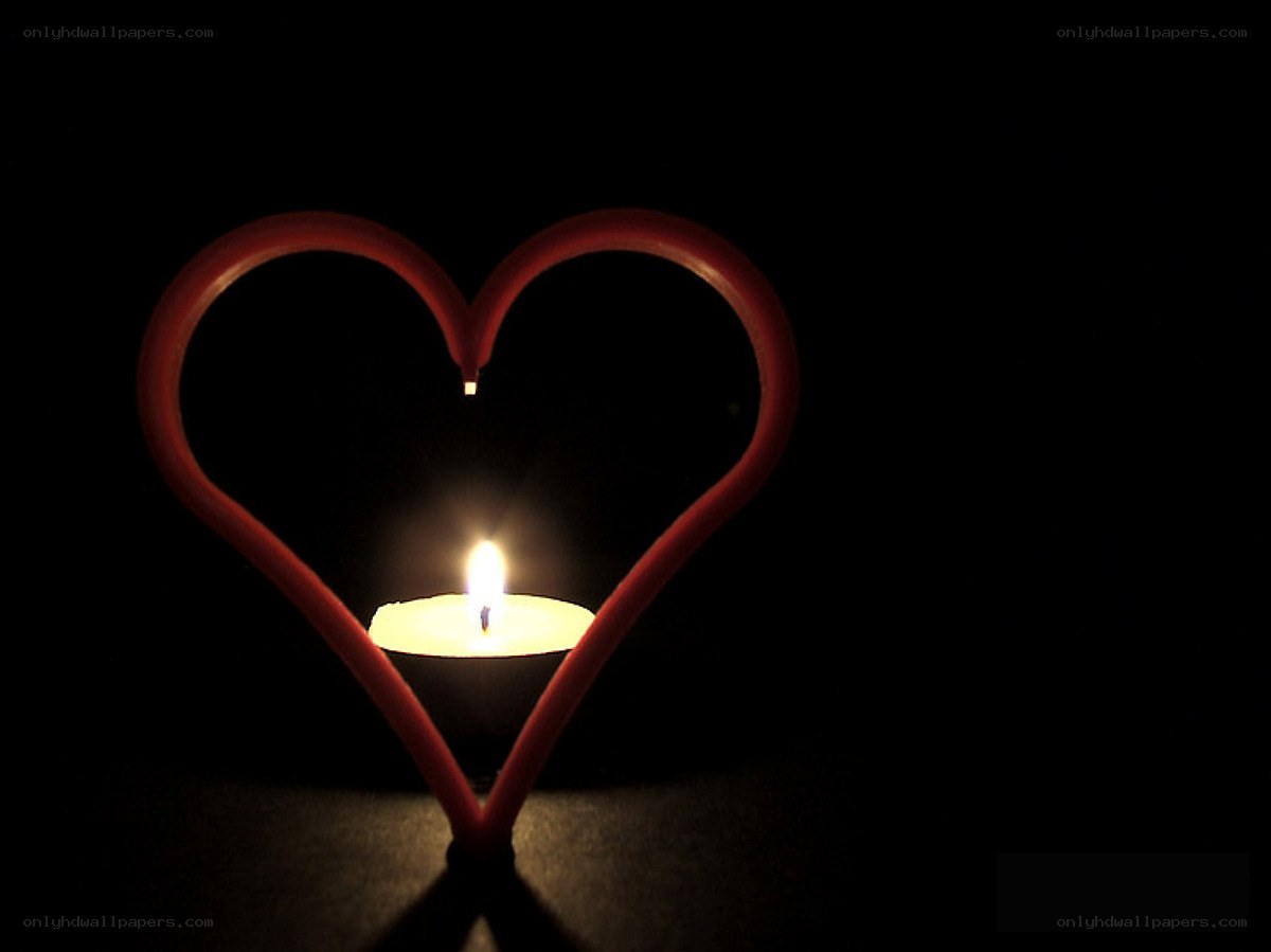 heart-shaped candlelight